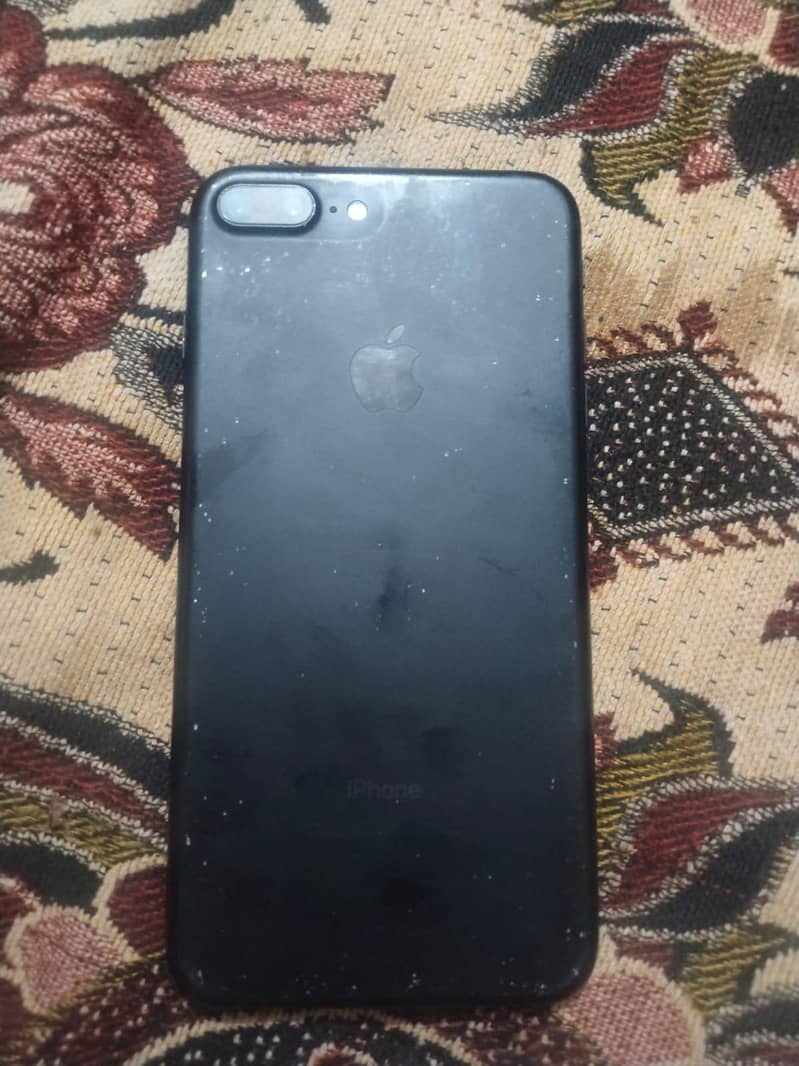 Apple iPhone 7 0