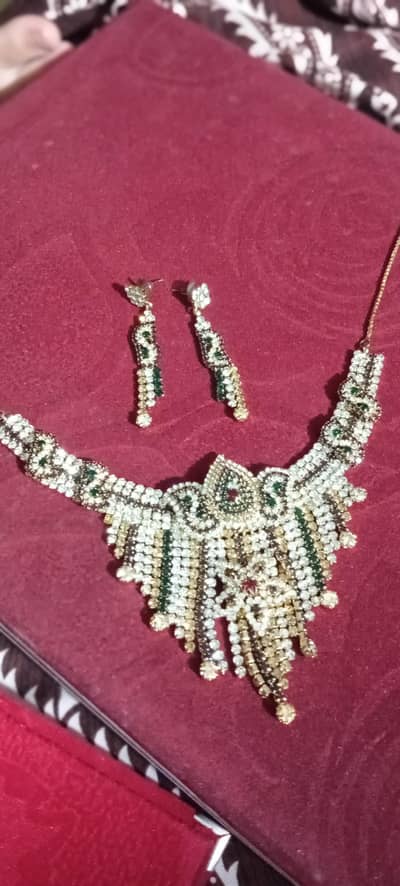 jewellery set