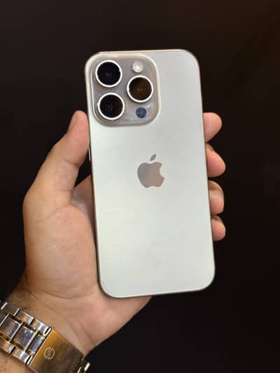 Apple iPhone 15 Pro