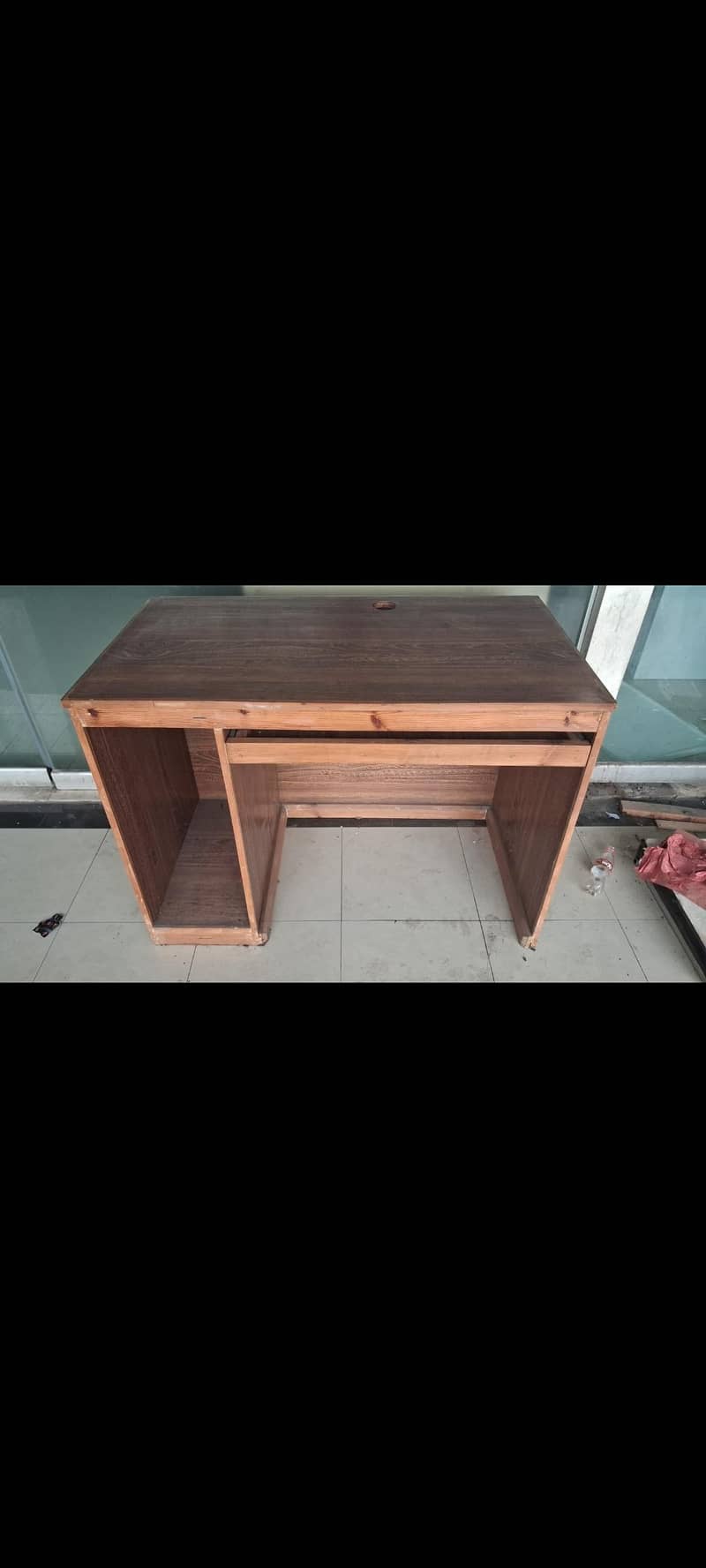 Computer table 3