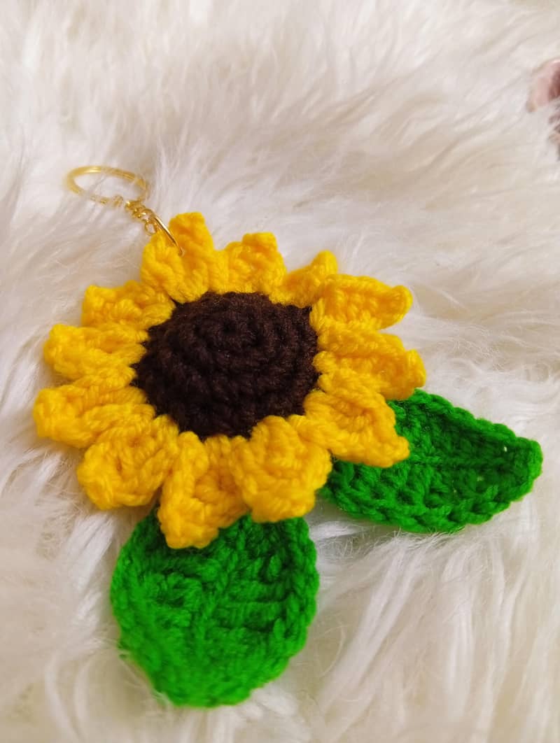 Sunflower keychain 1
