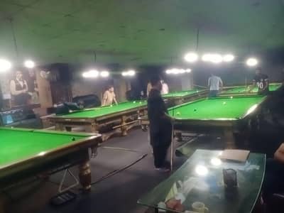 snooker club