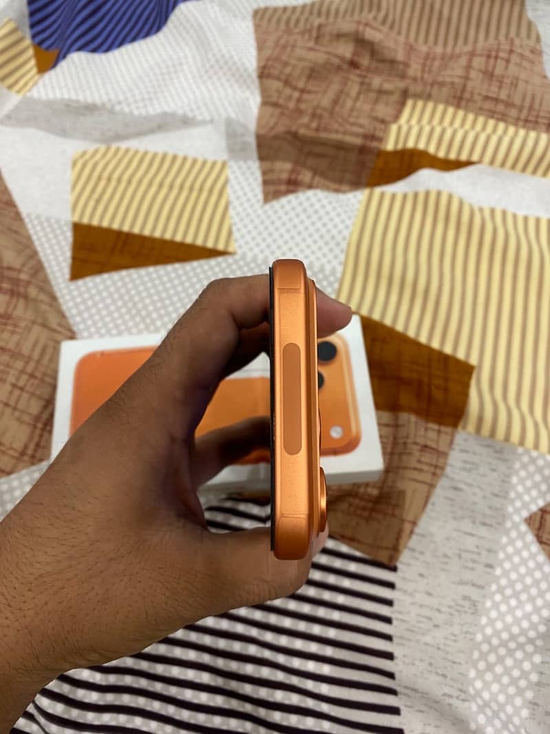 Apple iPhone 17 Pro Max 3