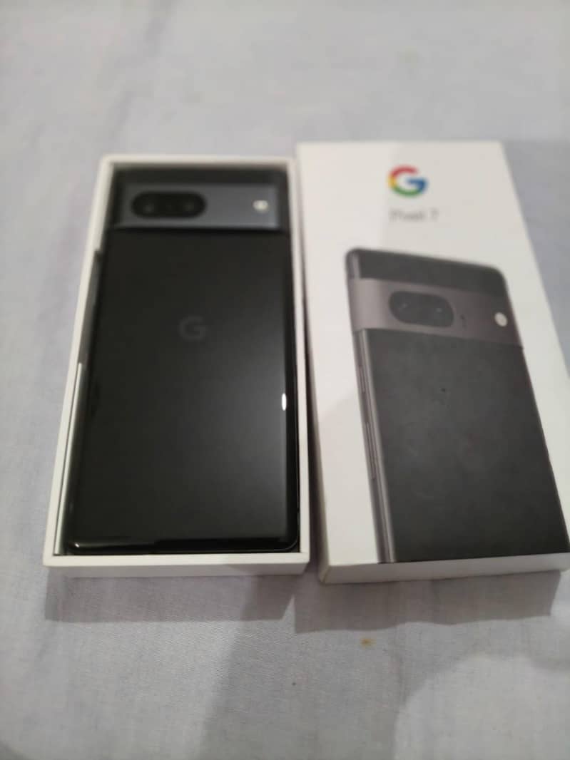 Google Pixel 7 4