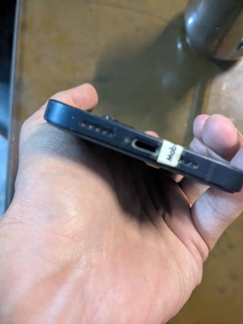 Iphone 12 4