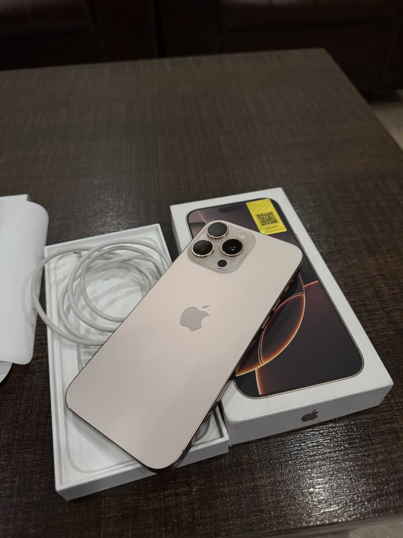 Apple iPhone 16 Pro Max 14