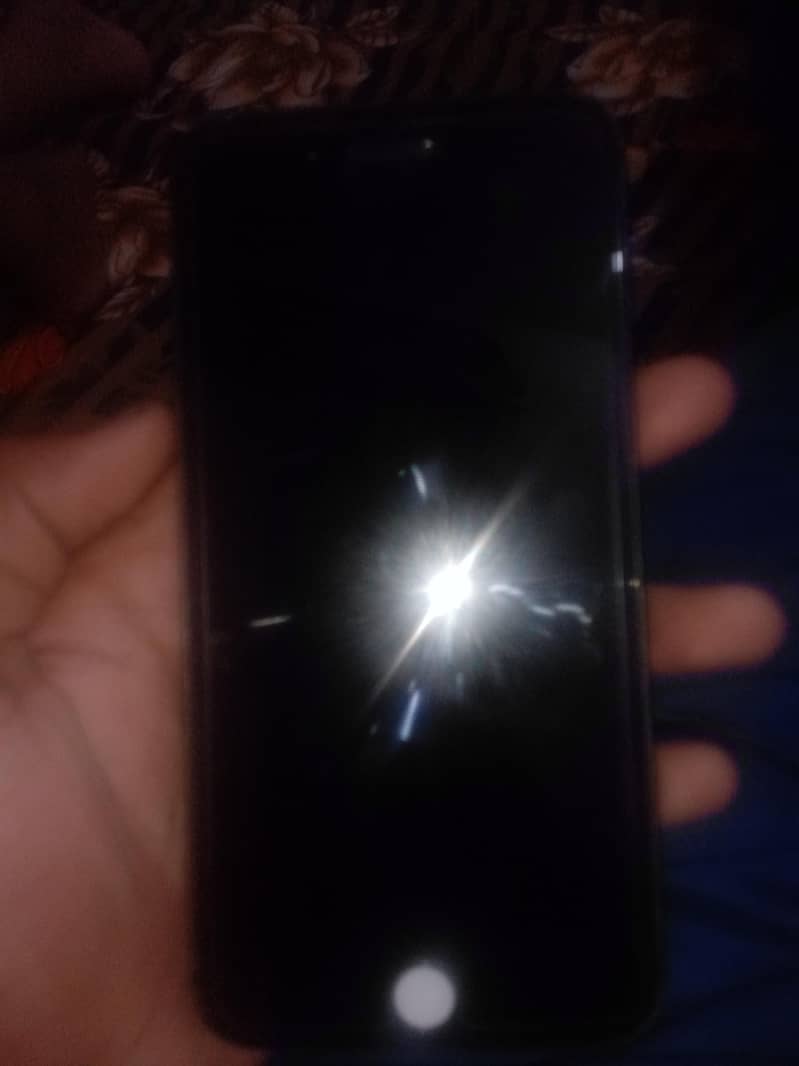 Apple iPhone 7 Plus 2