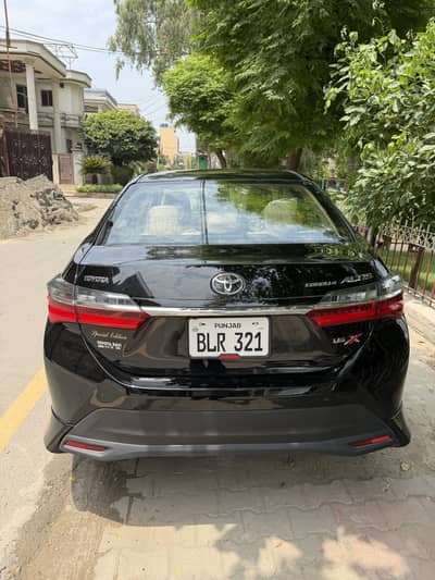 Toyota Corolla Altis 2025