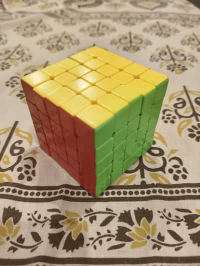 5x5 Rubix cube. (Fast solving)