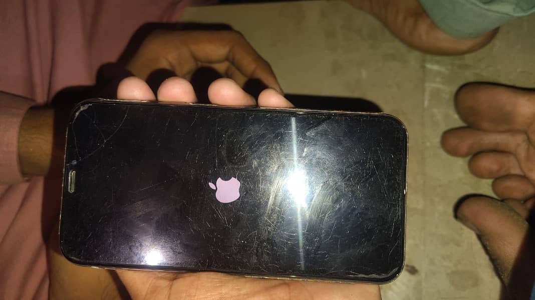 Apple iPhone X 3