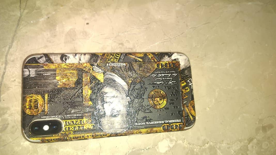 Apple iPhone X 5