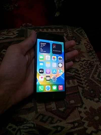 Apple iPhone 8