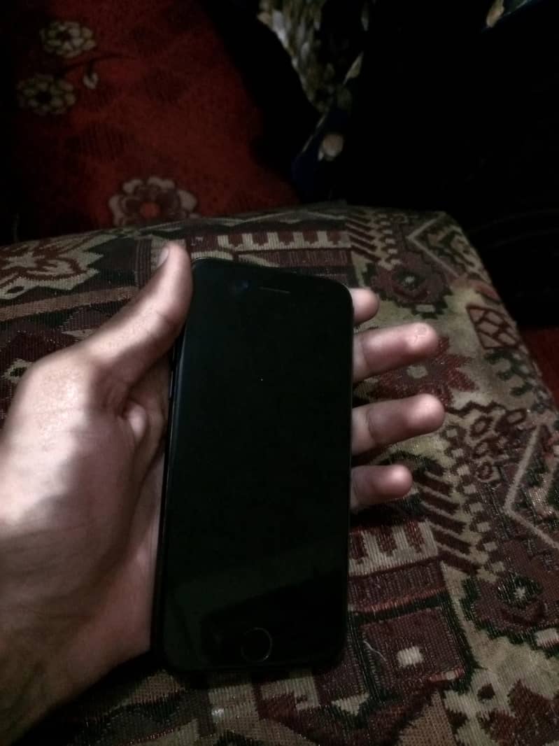 Apple iPhone 8 2