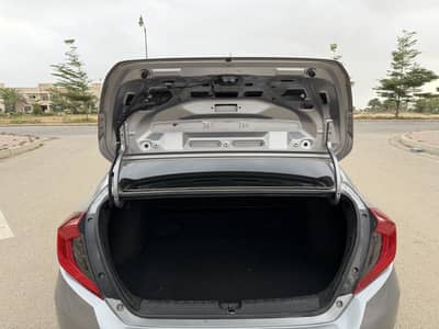 Honda Civic Oriel UG 2017