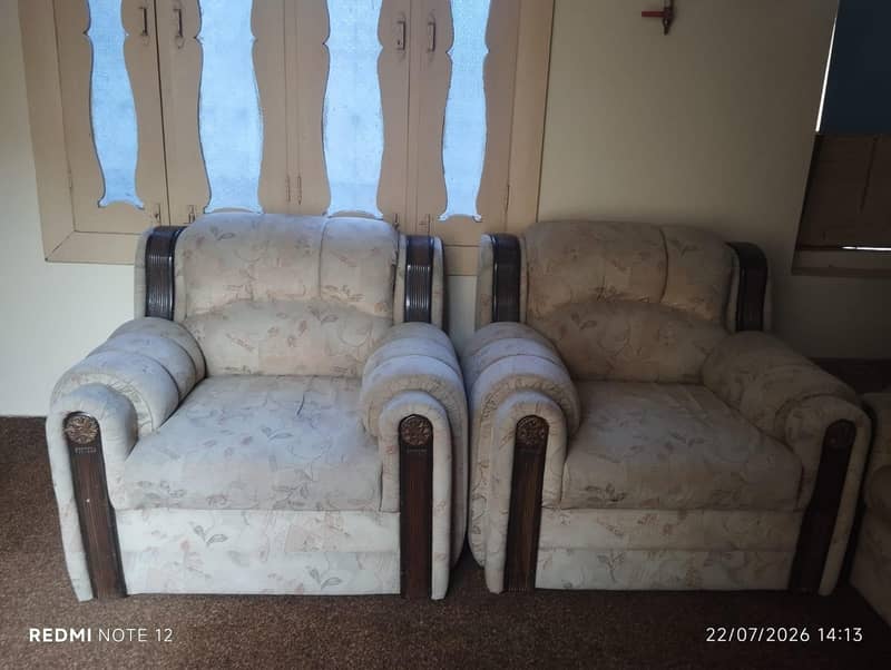 Sofa set (new condition) 3