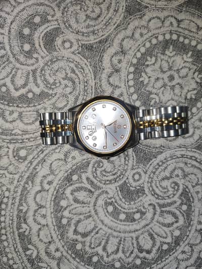 Selling Seveston Sphaire watch urgent