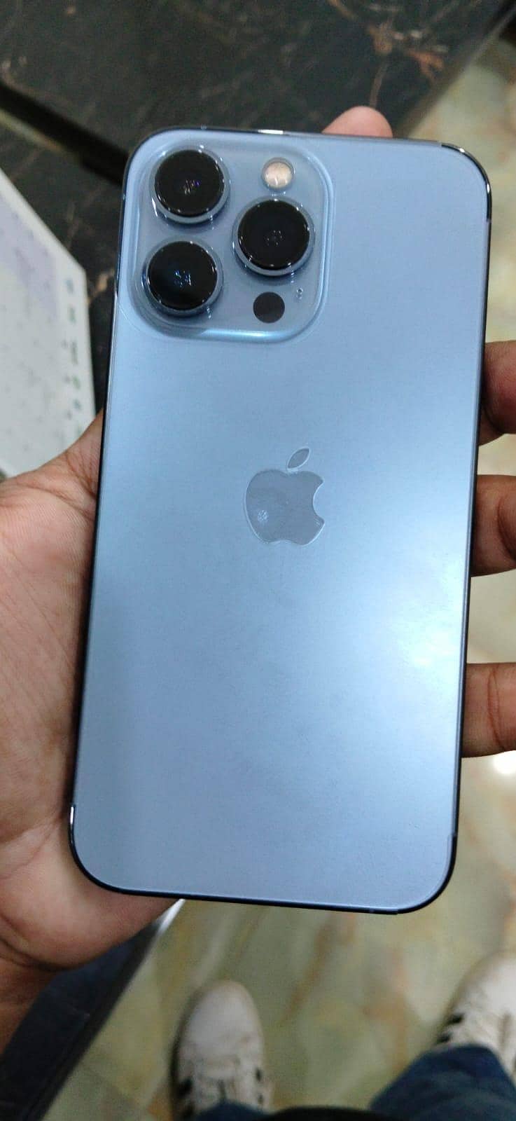 Apple iPhone 13 Pro 1
