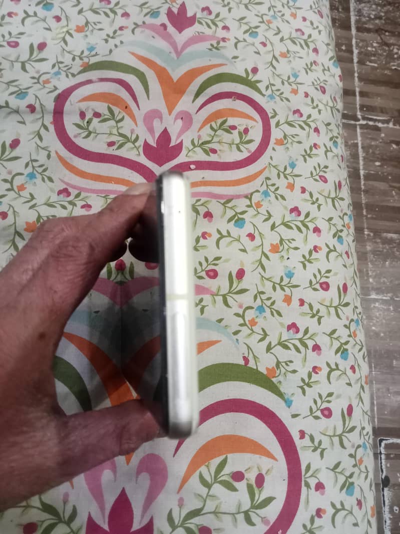 Google Pixel 7 8/128 1
