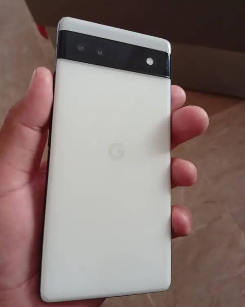 Google Pixel 6a 1