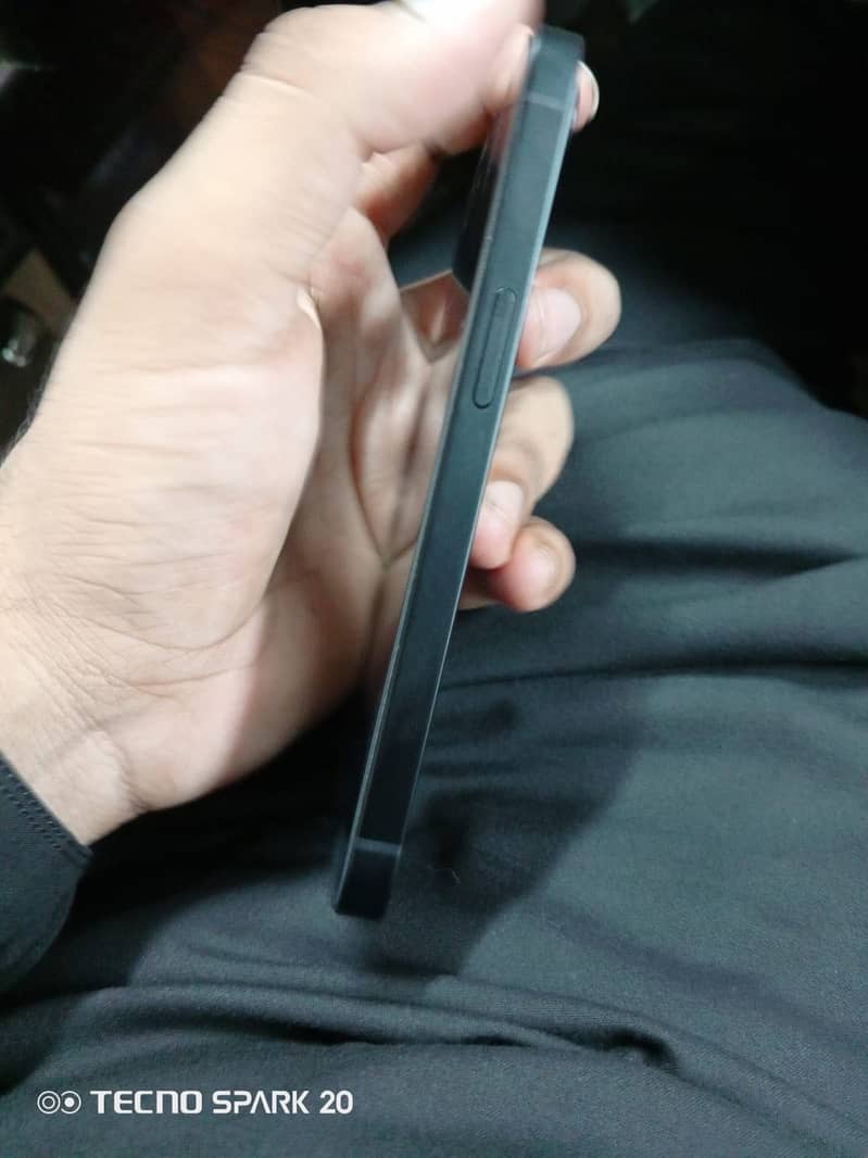 Apple iPhone 16e Bypass 2