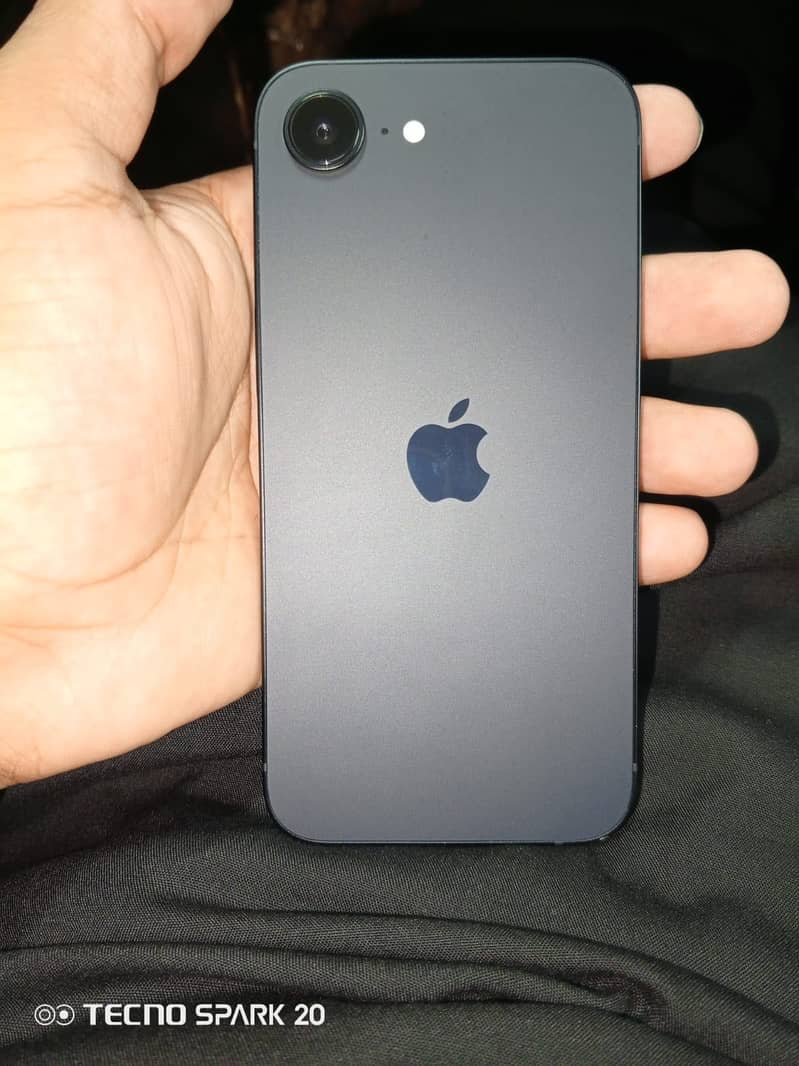 Apple iPhone 16e Bypass 5
