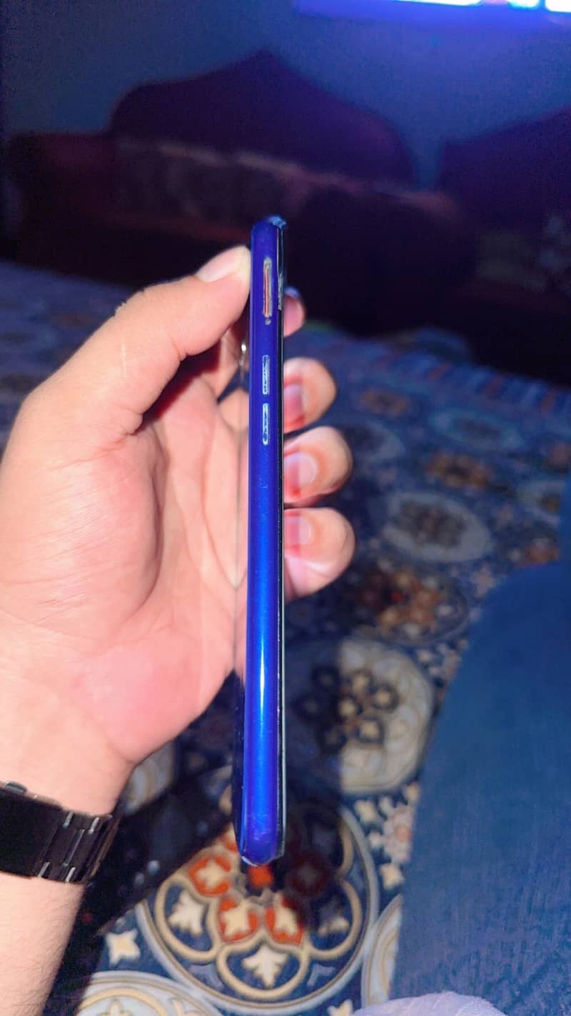 OPPO A3s 0