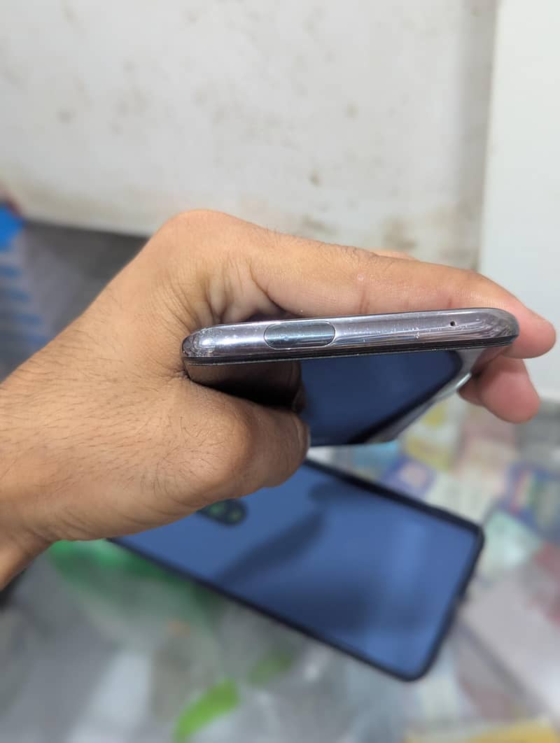 One Plus 7 Pro 5