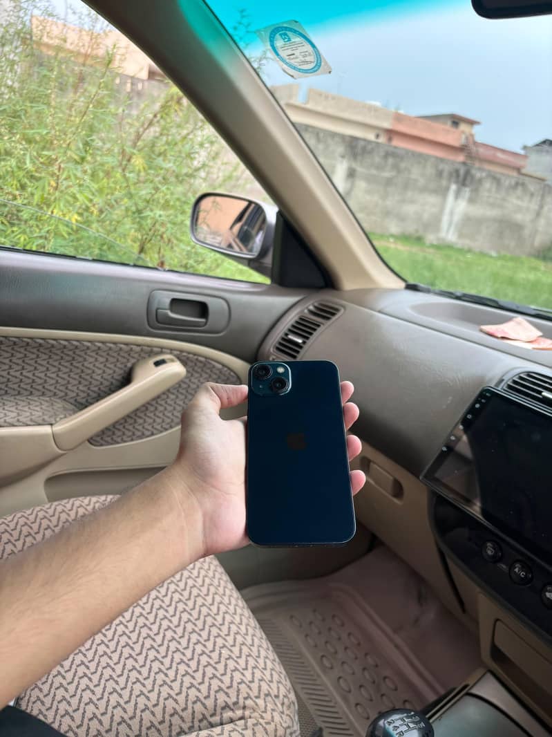 Apple iPhone 13 3