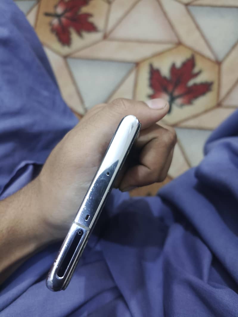 Samsung Mobile Note 10 Plus 3