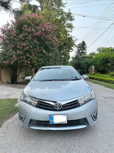 Toyota Corolla Altis 1.6 2015
