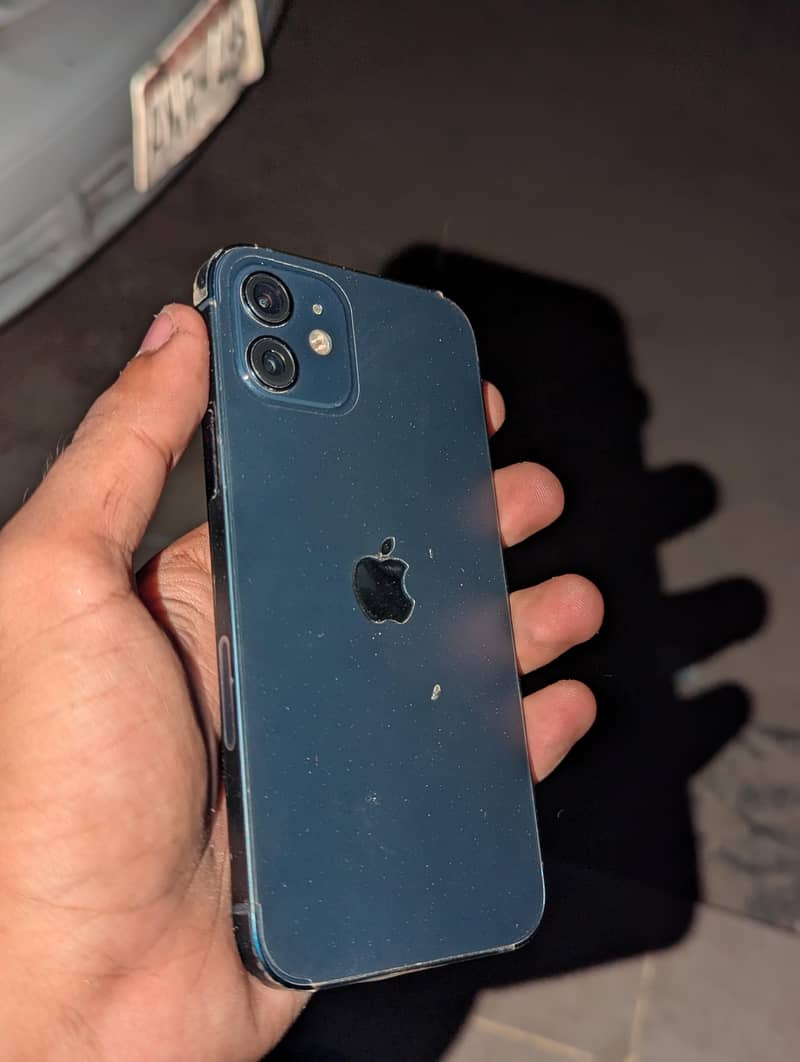 Apple iPhone 12 2