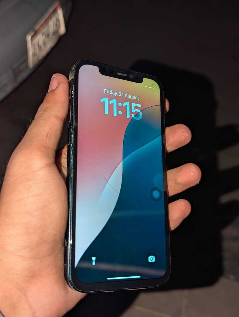 Apple iPhone 12 8