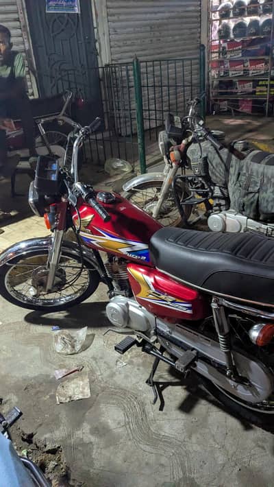 Honda 124 cg urgent sale new condition