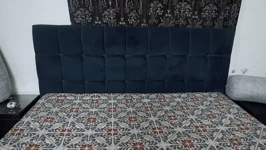 King size cution bed with mattress
