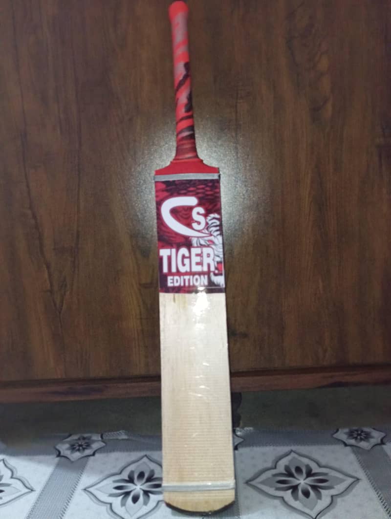 Full Press balanced bat 3