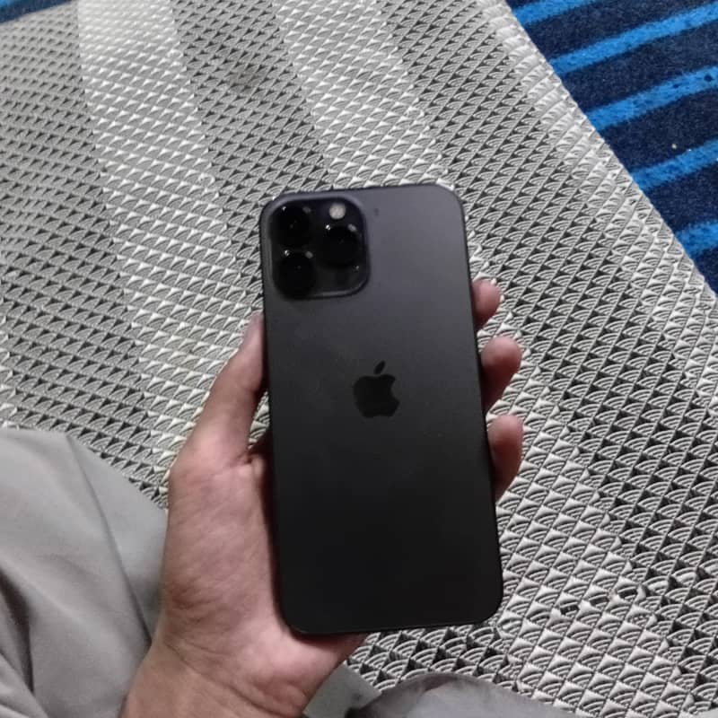 Apple iPhone 13 Pro Max 0