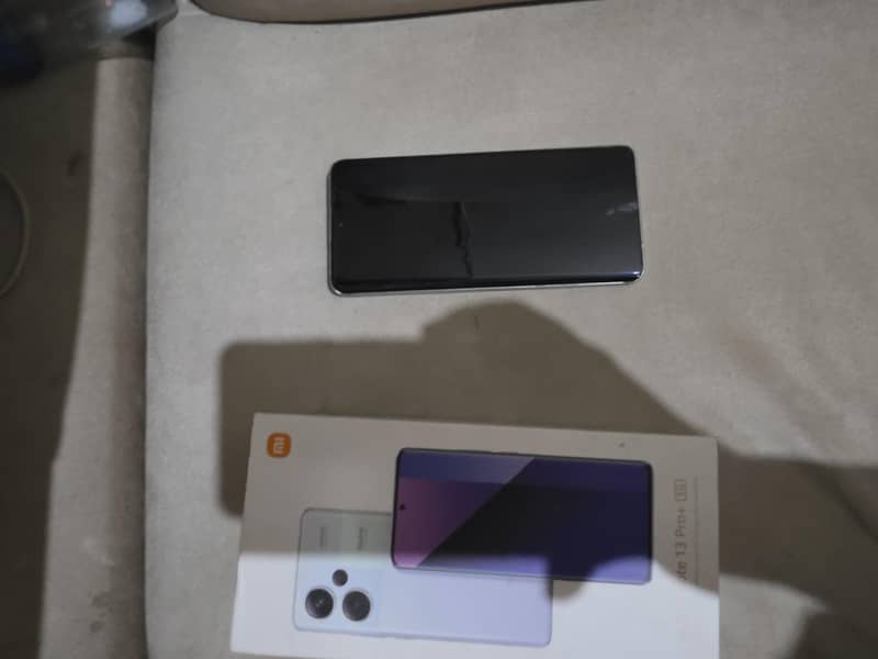 Xiaomi Redmi Note 13 Pro Plus 2