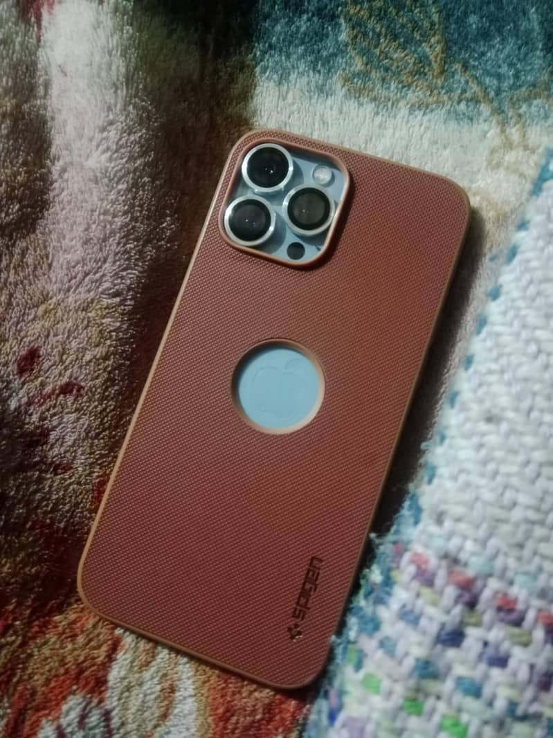 Apple iPhone 13 Pro Max 4