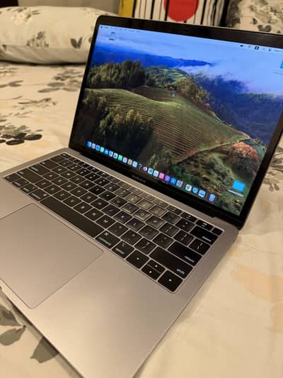 Macbook Air 2018 | Storage 512GB | RAM 16GB