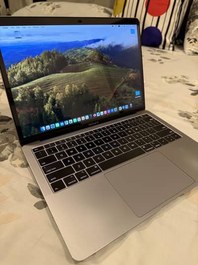 Macbook Air 2018 | Storage 512GB | RAM 16GB
