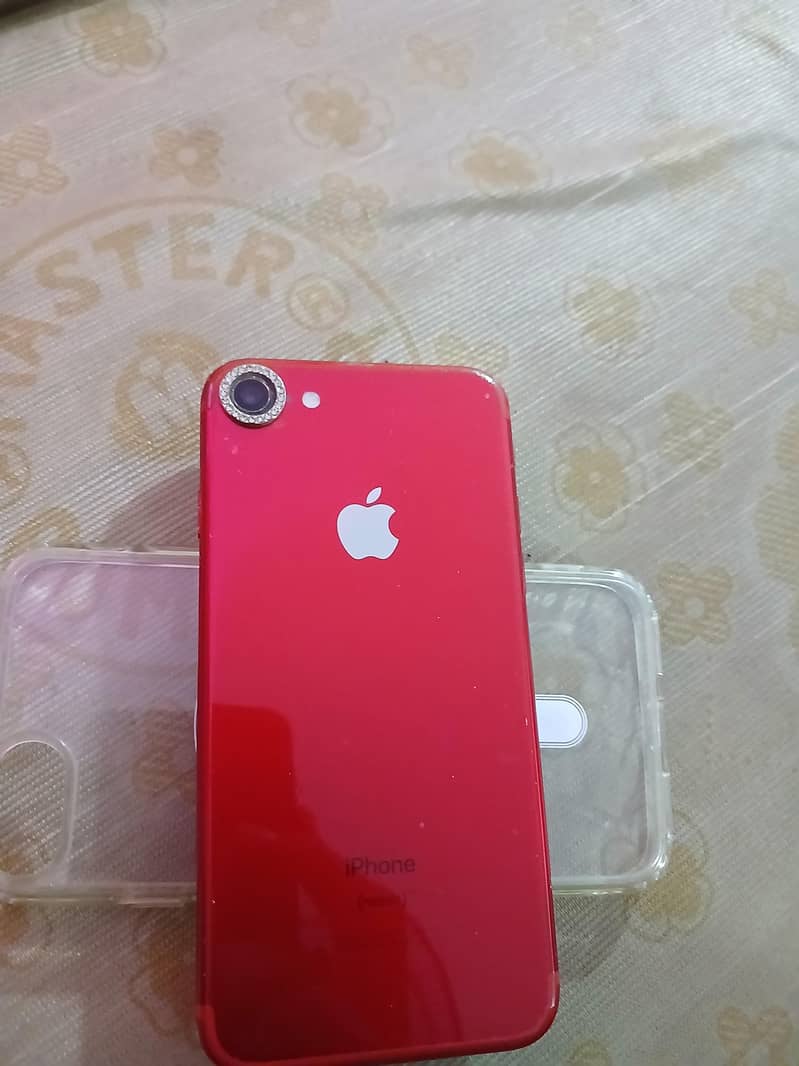 Apple iPhone 7 0