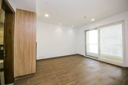 1 BEDROOM WITH MAID ROOM+ POWDER ROOM TOOP FLOOR APARTMENT FOR RENT