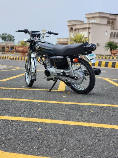 Cg 125 2026 model black colour for sale