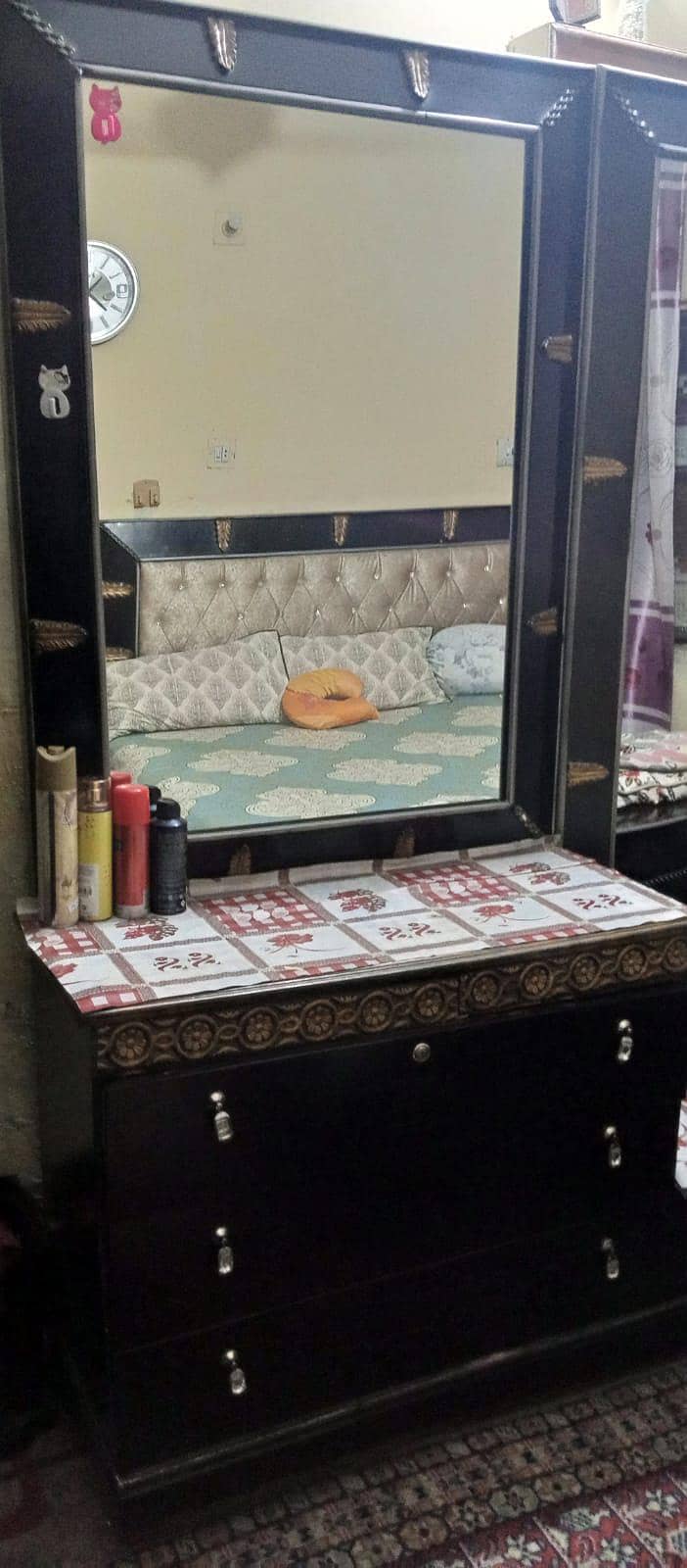 dressing table 1