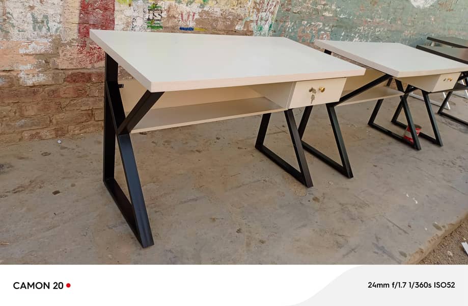 study table 2/4 0