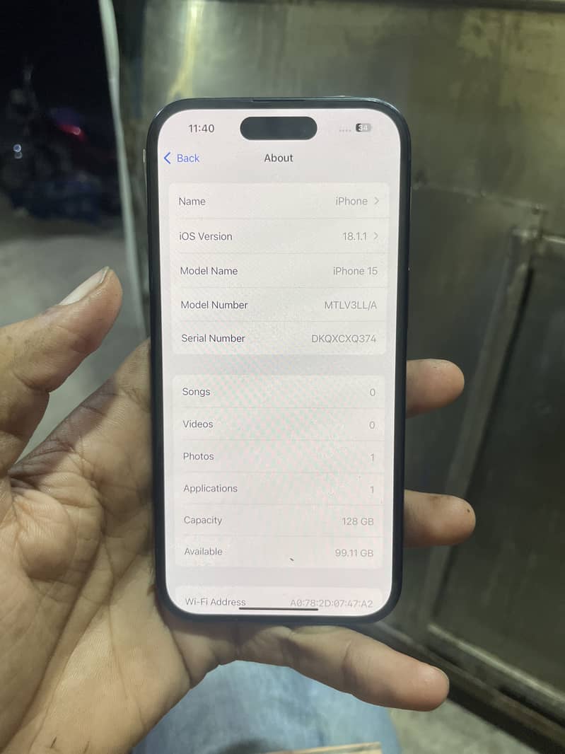 Apple iPhone 15 2