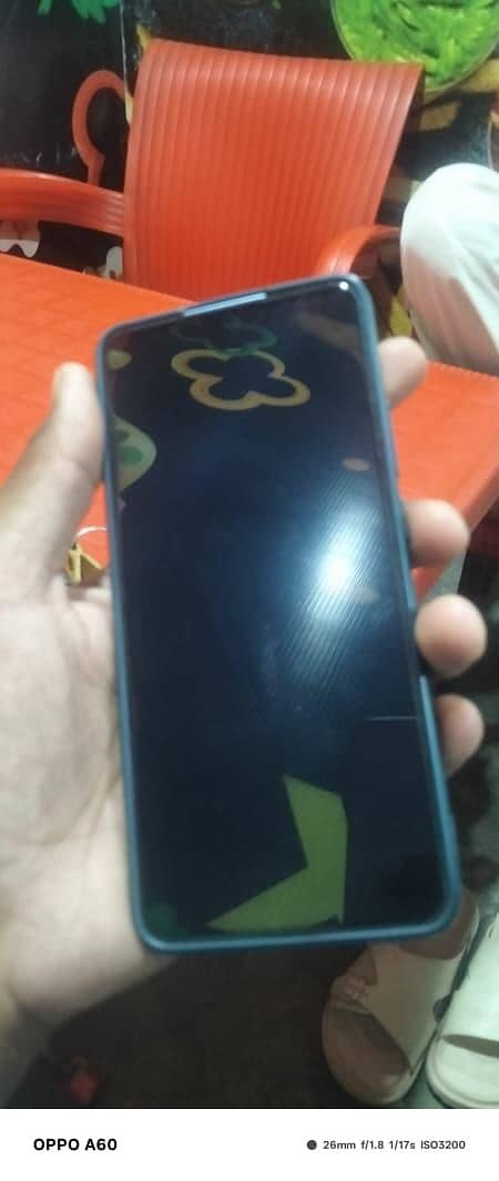 OPPO A60 0