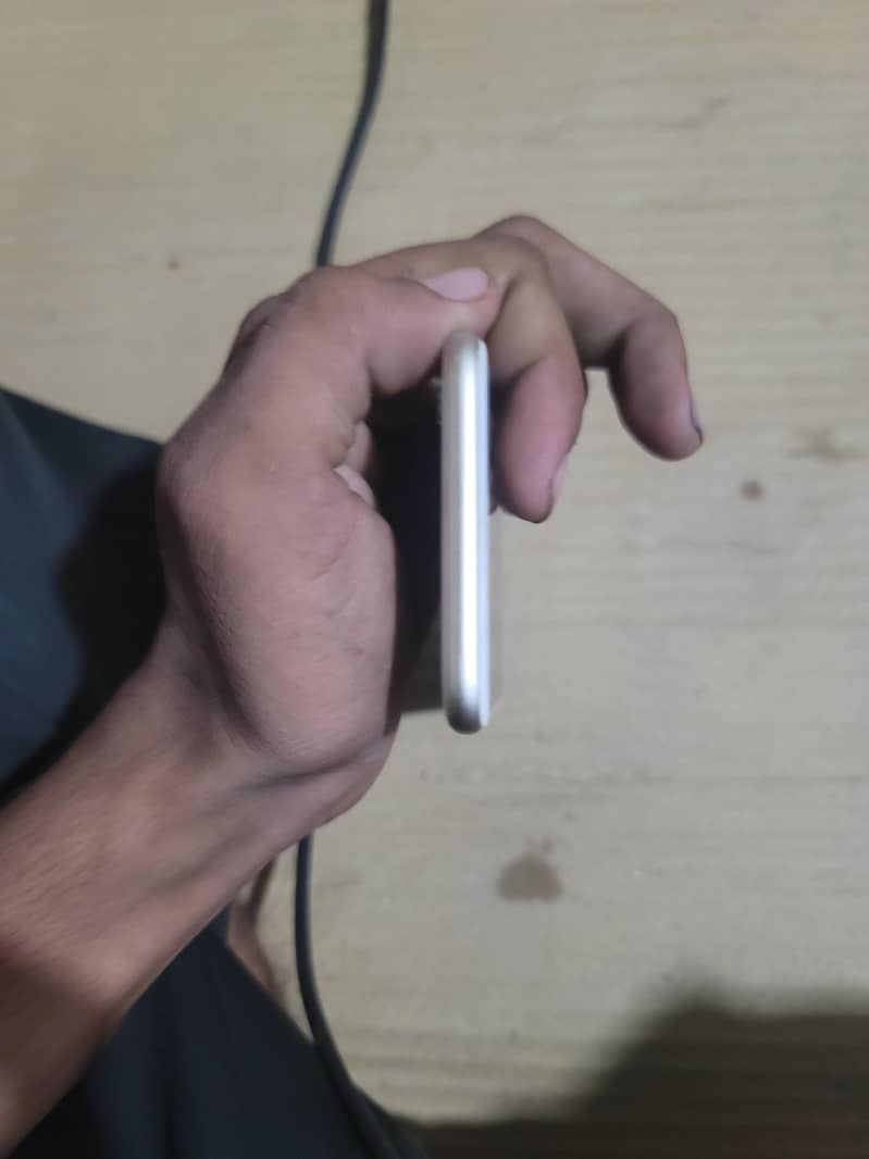 Apple iPhone 6 1
