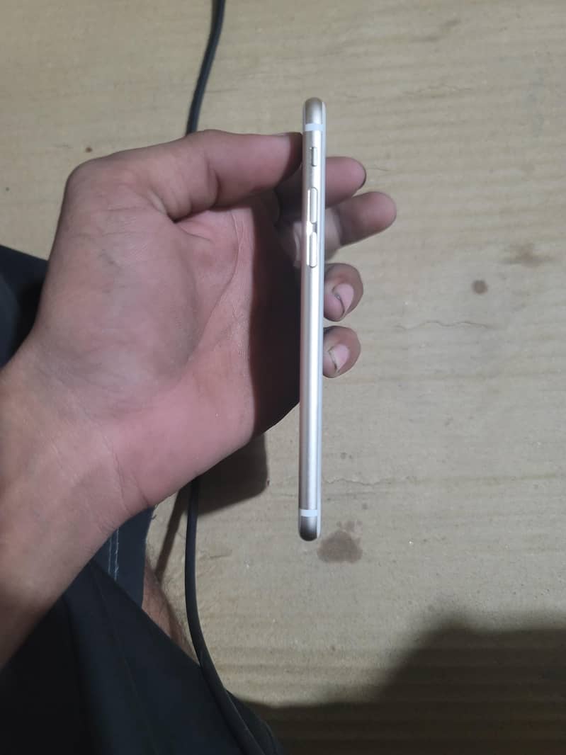 Apple iPhone 6 3