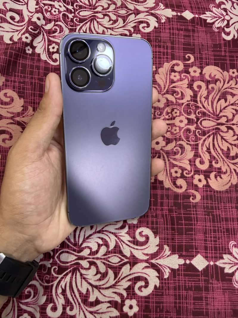 Apple iPhone 14 Pro Max 3